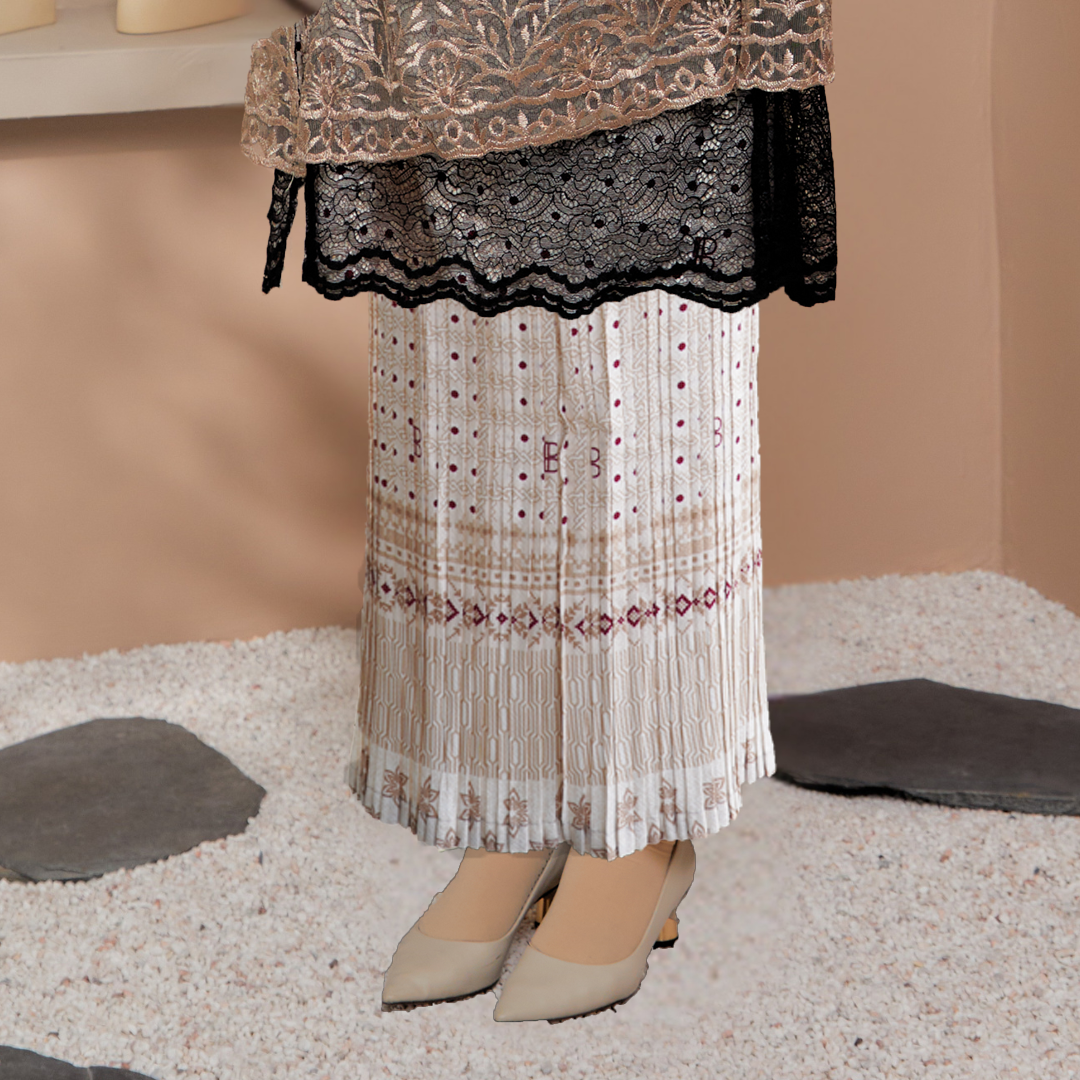 (SET) KEBAYA TIARA BLACK X SKIRT PLEATED ABIRA WHITE