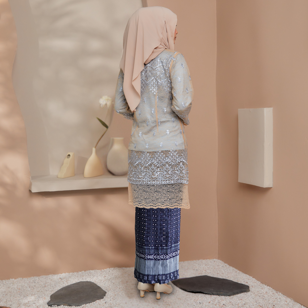 (SET) KEBAYA TIARA DUSTY BLUE X SKIRT PLEATED ABIRA BLUE