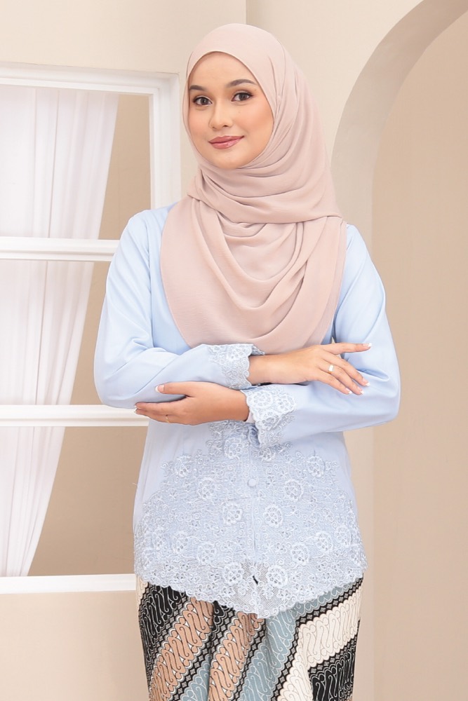 Foto (TOP) AS-IS Kebaya Latifah