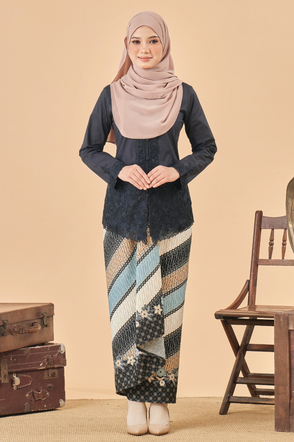 (PLUS SIZE) Kebaya Norsiah X Pario Ranti