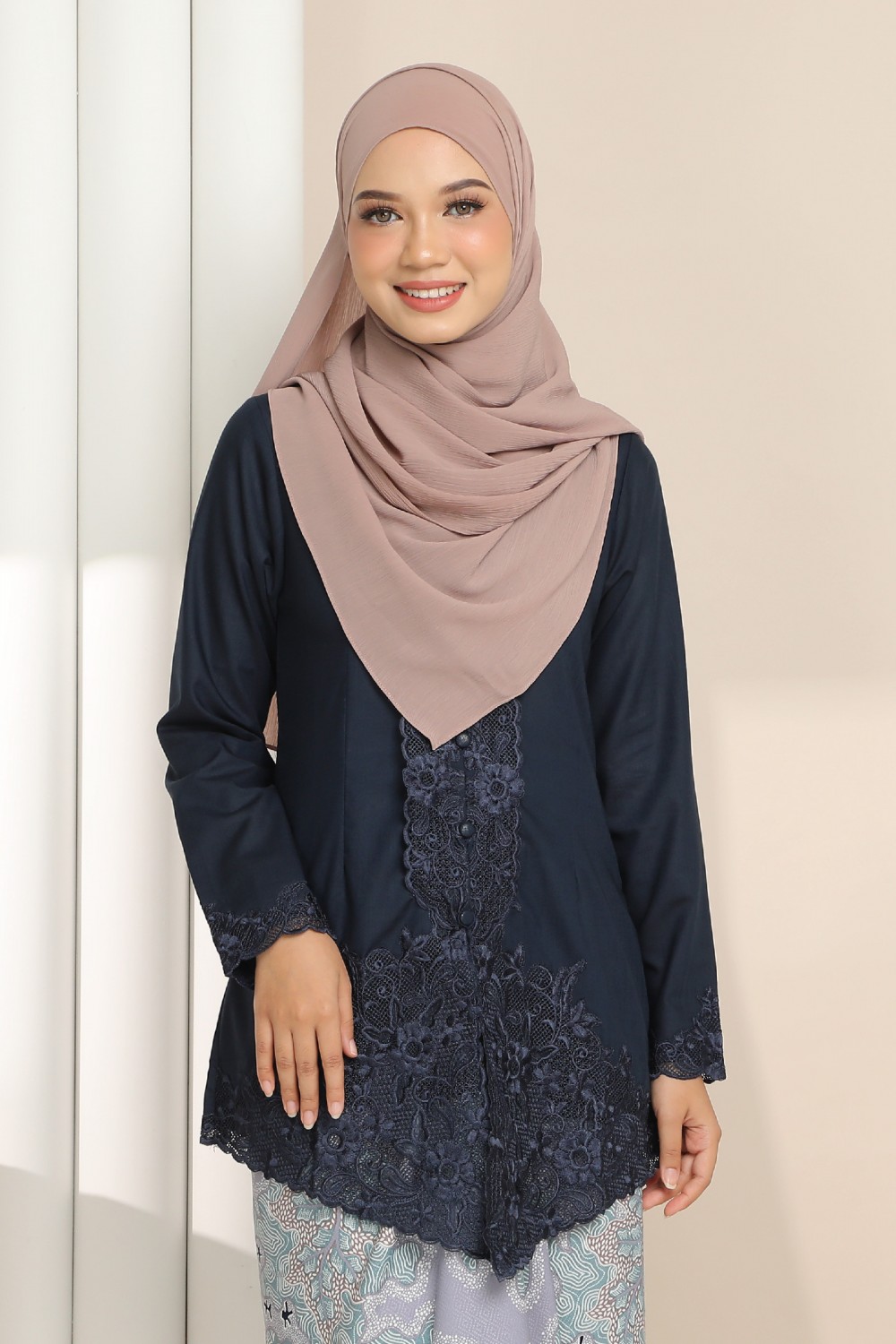 (TOP ONLY) KEBAYA ZALEA