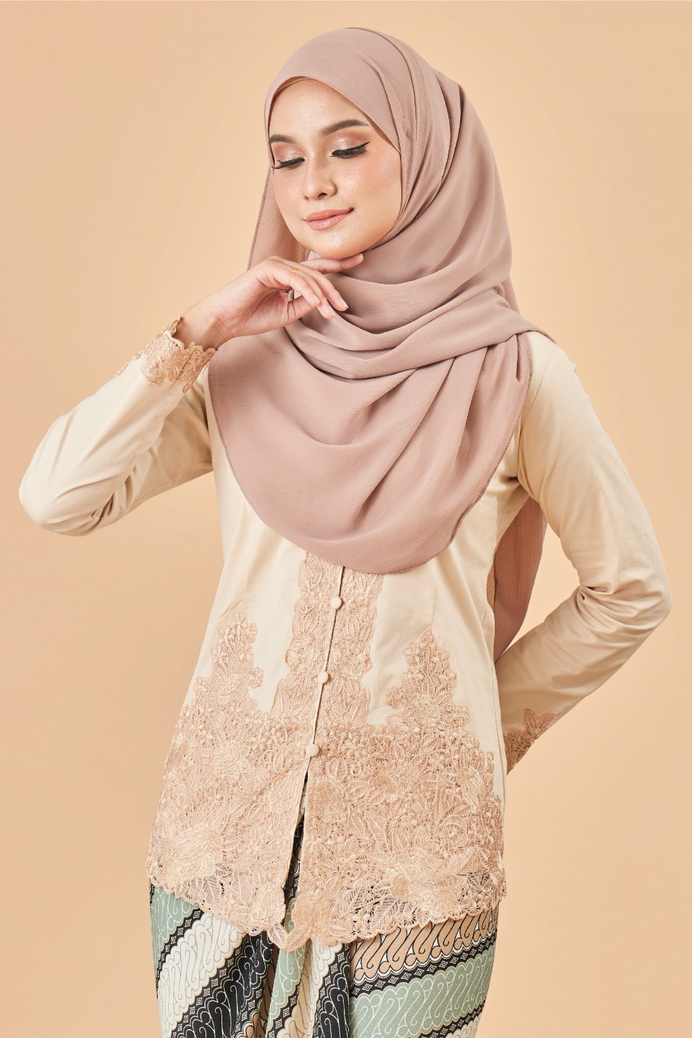 (TOP ONLY) Kebaya Norsiah