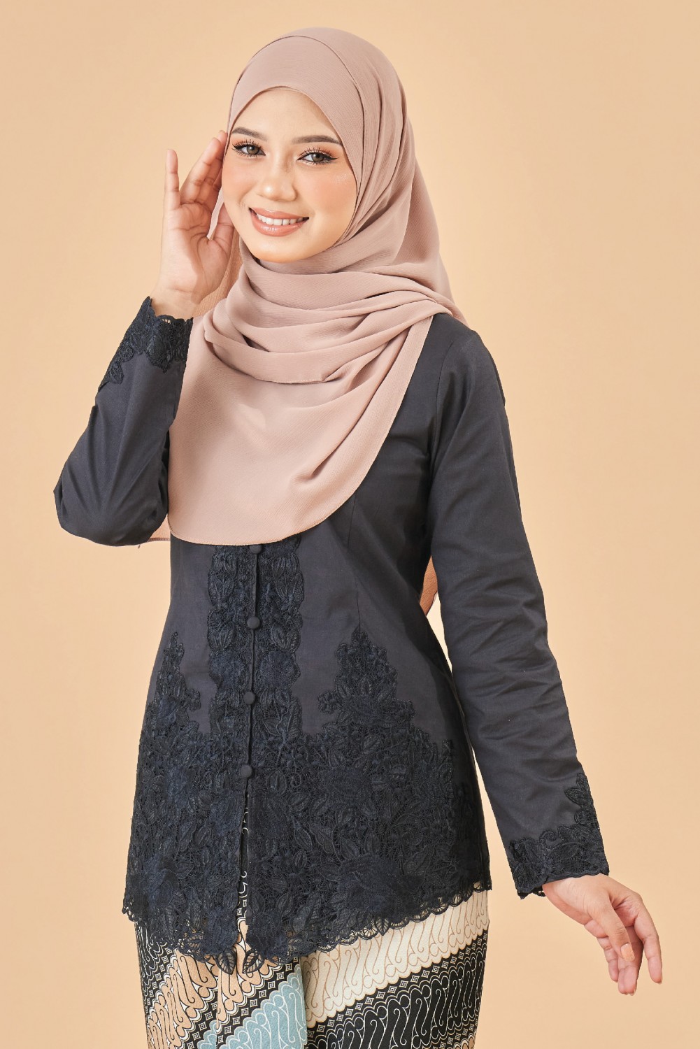 (TOP ONLY) Kebaya Norsiah