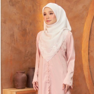 (Top) Kebaya Azura Soft Pink