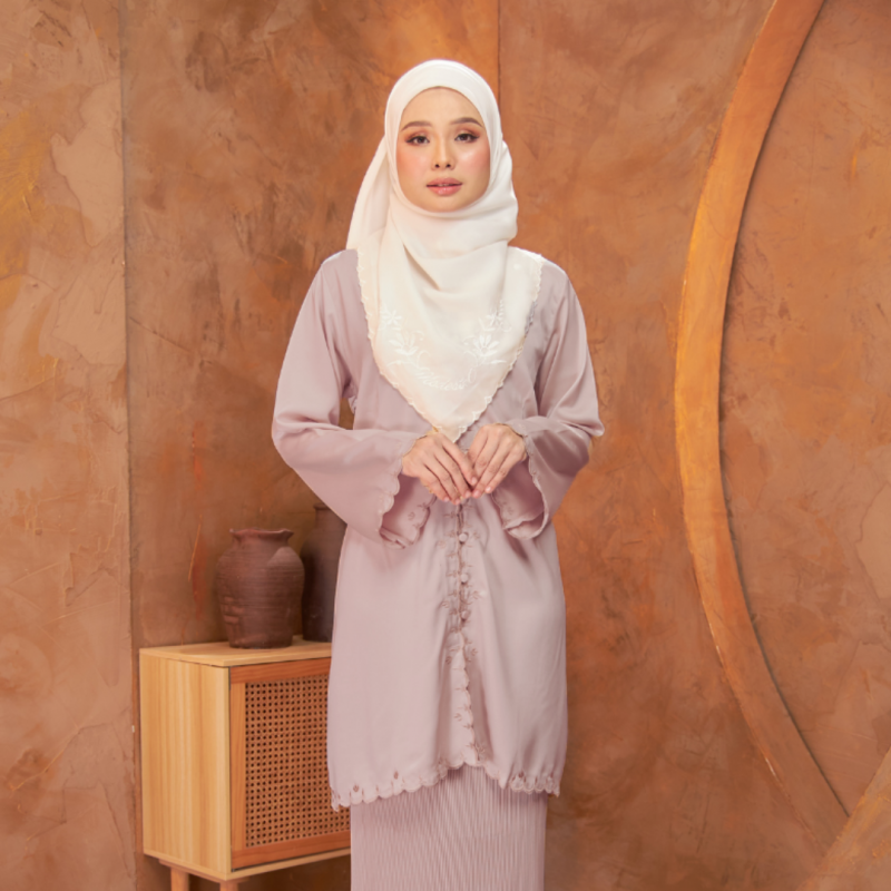 (Top) Kebaya Azura Khaki