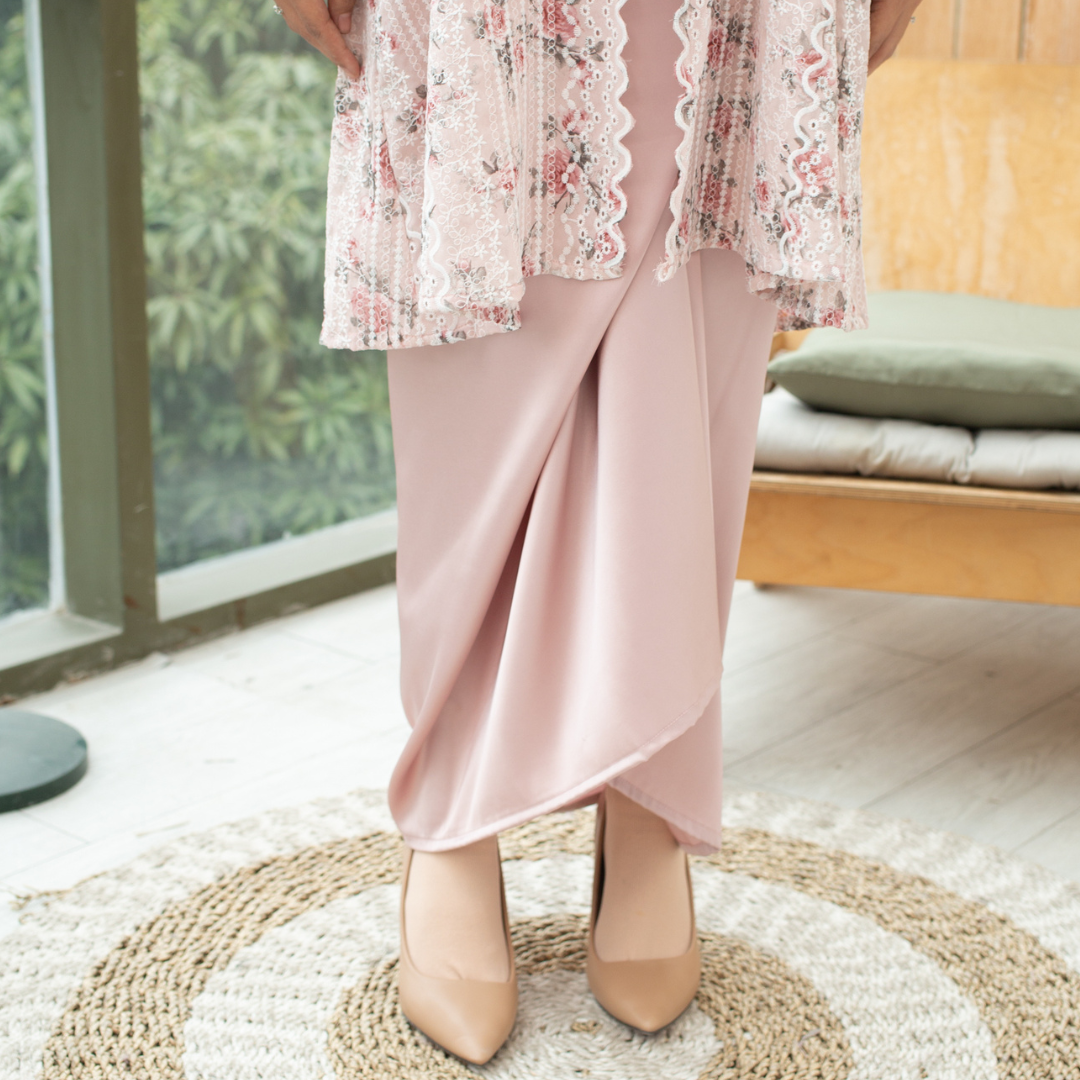 SET Kebarung Camelia Rose (FREE SHIPPING)