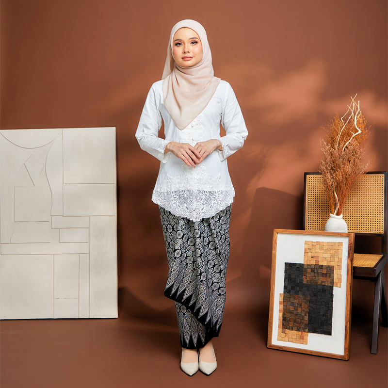 ( Set ) Kebaya Mahsuri White X Siti White